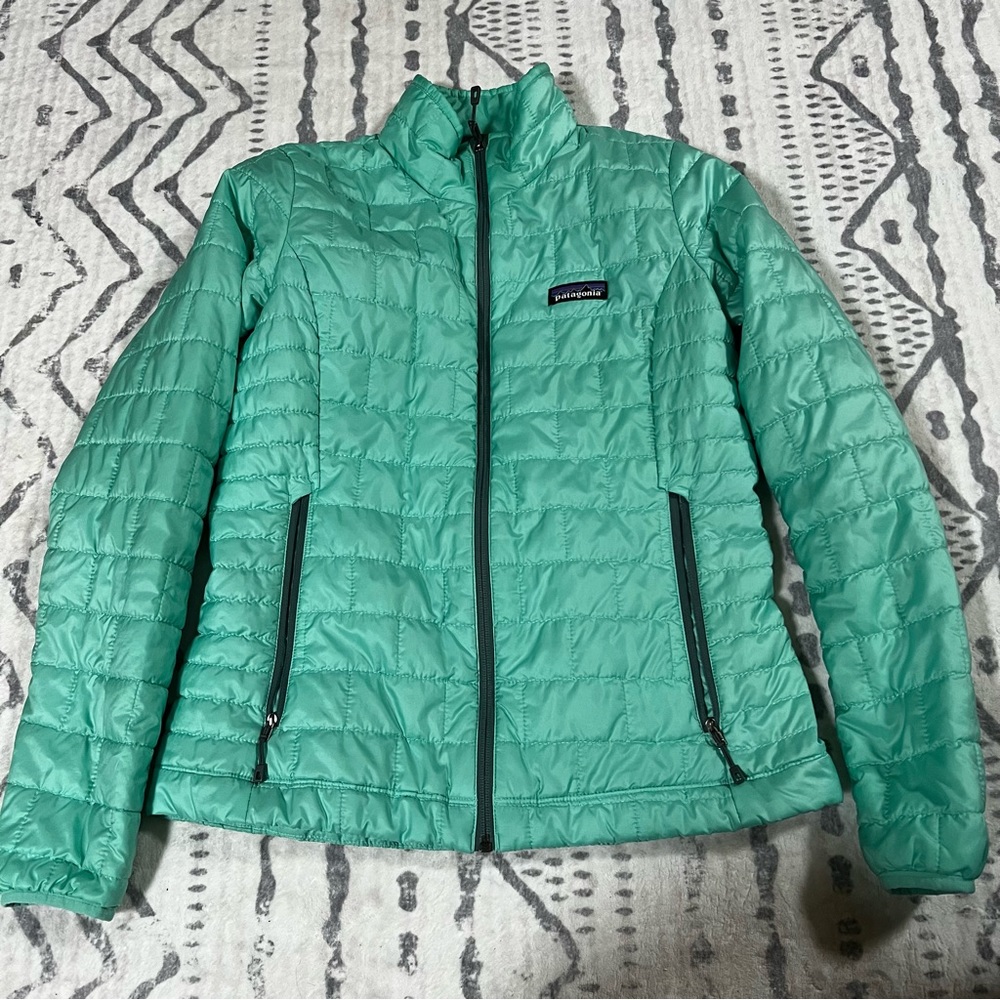 Patagonia Nano Puff Jacket size Small
